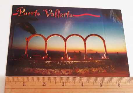 Puerto Vallarta postcard (new, unused)