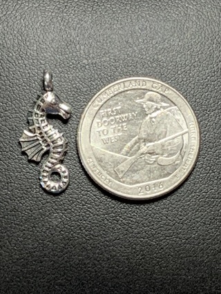 MARINE CHARM~#15~SEAHORSE~1 CHARM ONLY~FREE SHIPPING!