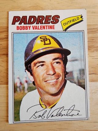 77 Topps Bobby Valentine #629