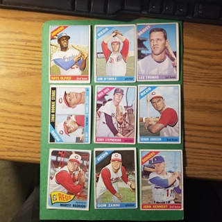 9 - LOT -1966 TOPPS LOW GRADE - BASEBALL CARDS