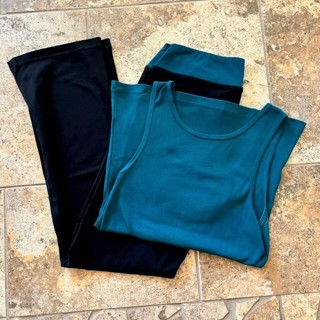 Women's Everlast Matching Two Piece Green & Black Tank Top & Yoga Pants - Size L