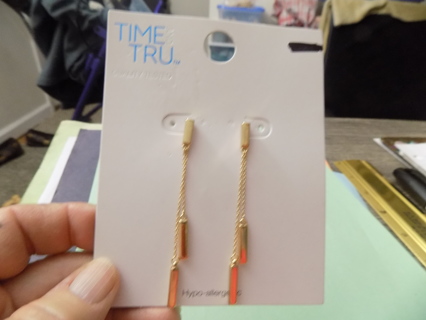 Time & True Hypo Allergenic dangle earrings on chain double strand