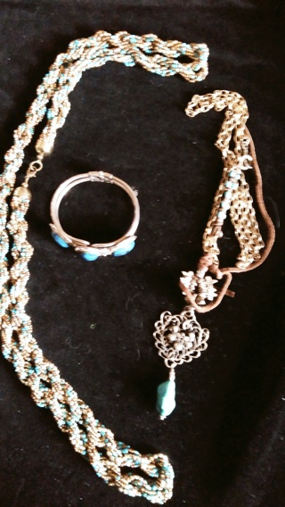 Mixed Lot of Turquoise Pieces 