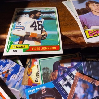 1981 topps Pete Johnson football card 