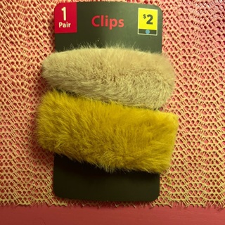 Hair clips