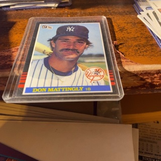 1985 donruss don mattingly baseball card 