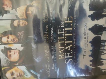 BATTLE IN SEATTLE LIKE NEW DVD PLUS MYSTERY DVD