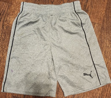 NEW - PUMA - Boys pull on shorts - size 6