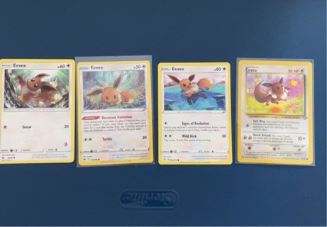 Lot of 4 Pokémon Eevee