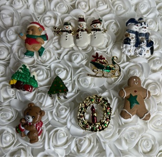 9 Preowned Christmas Pin/Brooch 