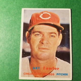 1957  TOPPS BASEBALL CARD - NO. 233 - ART FOWLER - REDLEGS