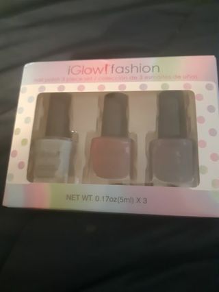 Nail polish set