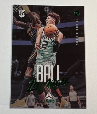 LaMelo Ball ROOKIE 2021 Panini Chronicles Luminance Green #147