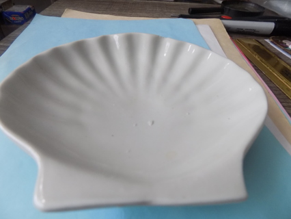 Ceramic white seashell shaped 6 inch wide soap dish/candy dish