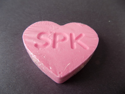 Shopkins Cotton Candy scented heart shape bath  fizzy NIP