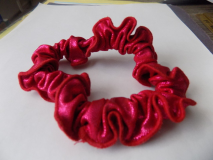 Hot pink fabric ponytail scrunchie about 4 inch round