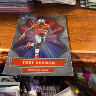 2021 wild card allumination trey sermon football card 