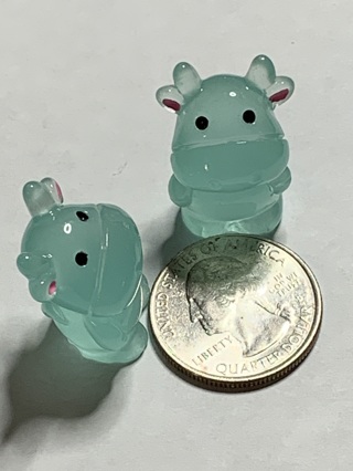 ♡COWS~#19~TEAL~SET OF 2~GLOW IN THE DARK~FREE SHIPPING♡