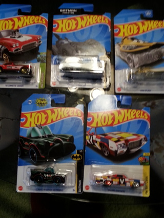 5 new hot wheels