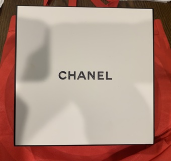 ~Ribbon~ Chanel Gift Box & One Yard Chanel Cherry Red Quilting Hairbows
